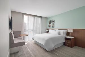Element Melbourne Richmond - Hotel Overview and Location