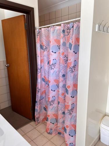 Emu Beach Chalets - Property Overview