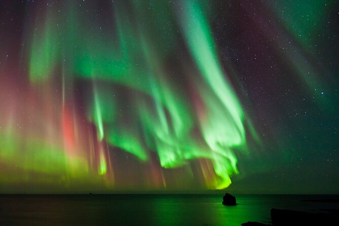 Exclusive Northern Lights Tour With PRO Photos, Home Cooked Meal