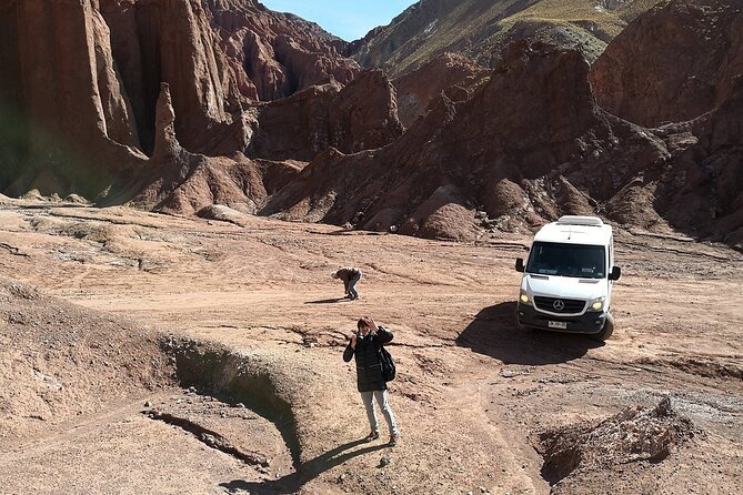 Excursion to Rainbow Valley and Petroglyphs, Yerbas Buenas