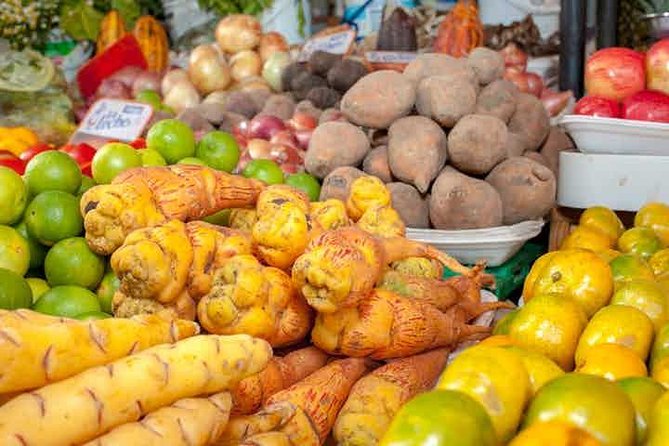 Explore Lima With Ceviche and Pisco Classes in the Historic Center