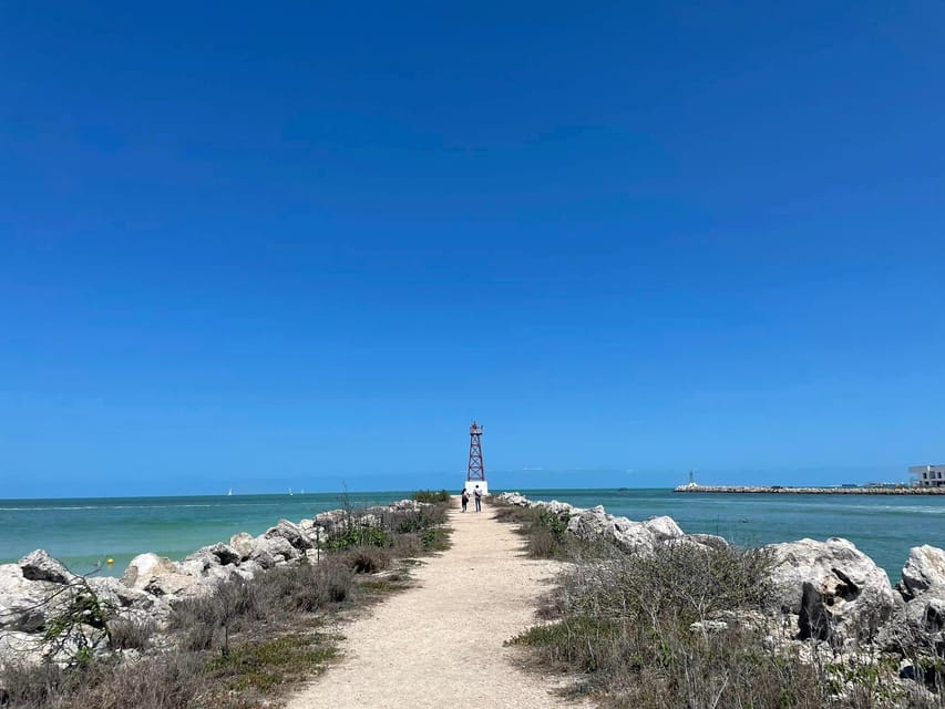 Explore Pig Beach, Corchito, Progreso & Isla Columpio