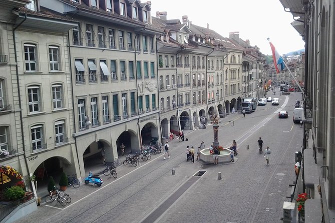 Exploring UNESCO Gem: Private 3-4 Hour Walking Tour of Bern - Discovering Berns Architectural Gems