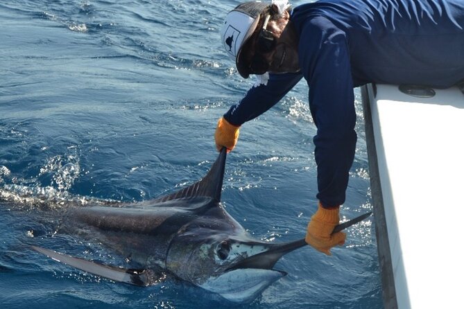 Fishing Charter In Tamarindo With Food & Beverages