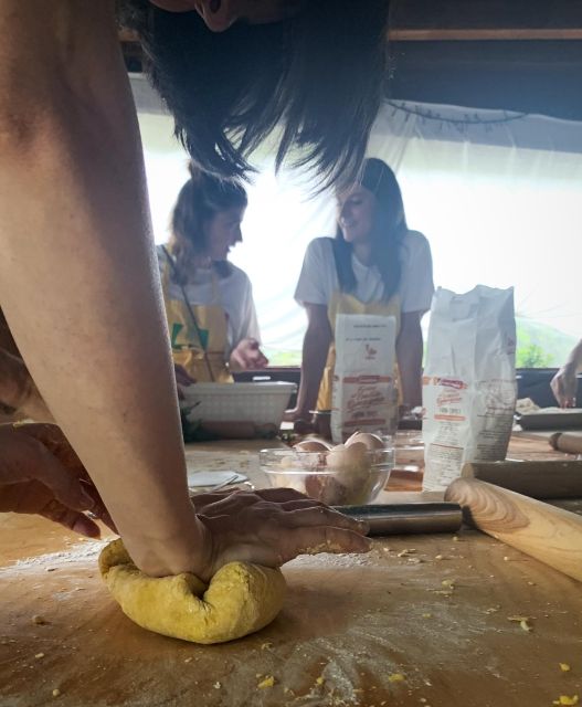 Forli: Farm Cooking Class and Slow Food Market Tour