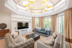 Fountain House - Luxury Aparthotel Location