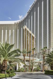 Four Seasons Hotel Las Vegas - Hotel Overview