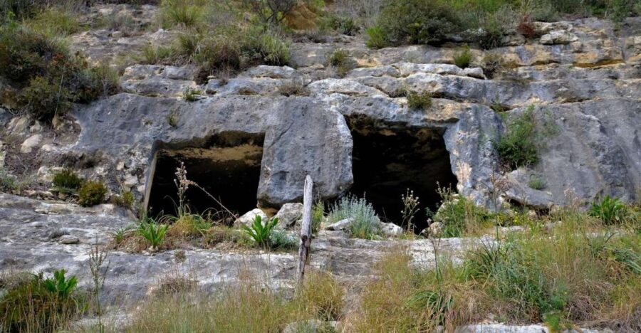 From Catania: Ancient City of Noto and Carosello Cave