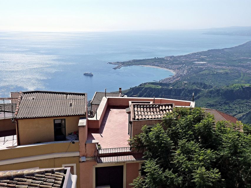 From Catania: White Lotus Tour Taormina, Castelmola & Naxos