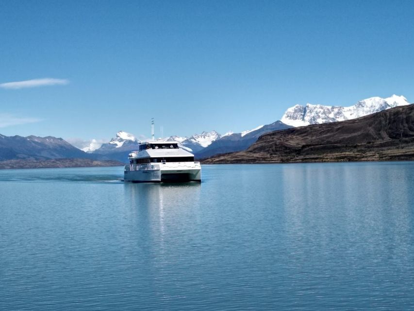 From El Calafate: Estancia Horseback Riding and Boat Tour - Itinerary and Experience
