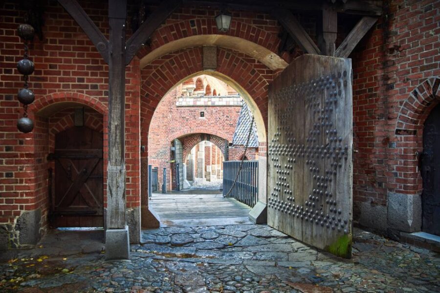 From Gdansk: Half-Day Malbork Castle Tour With Audioguide