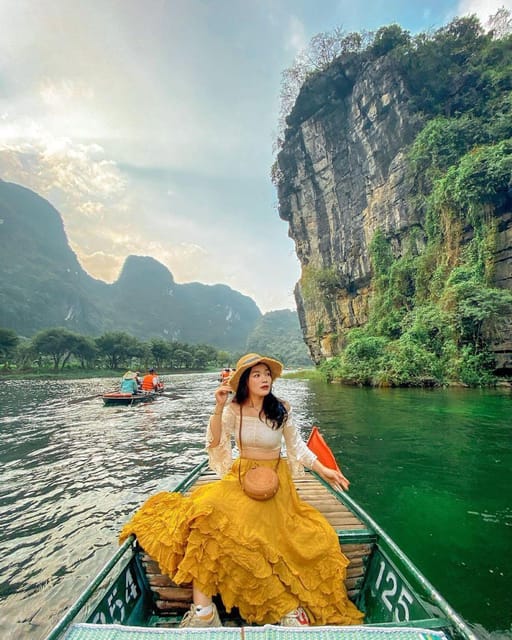 From Hanoi: Bai Dinh and Trang an Day Tour With Limousine