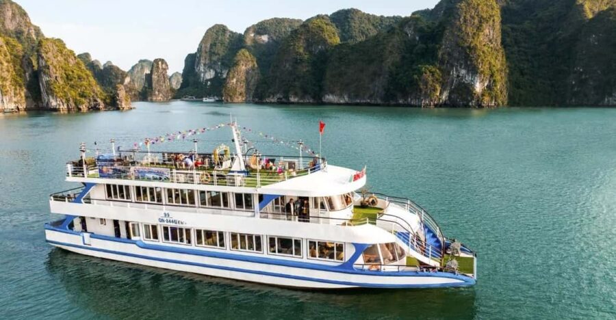 From Hanoi: Full-Day Halong Cruise- Lunch, Kayak, Visit Cave
