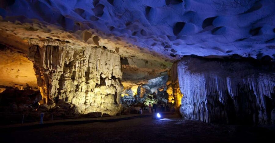 From Hanoi: Halong Bay, Sung Sot Cave, Titop Island, Sunset