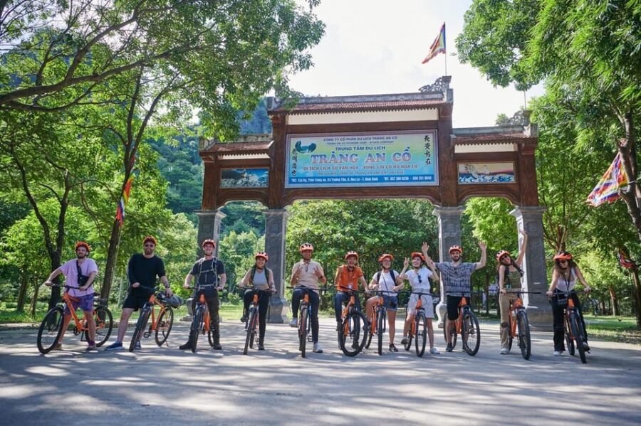 From Hanoi:Hoa Lu Trang an Hang Mua 1 Day Group or Private - Trip Overview and Pricing