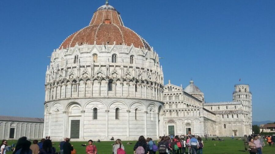 From Livorno: Guided Day Trip to Florence and Pisa by Bus