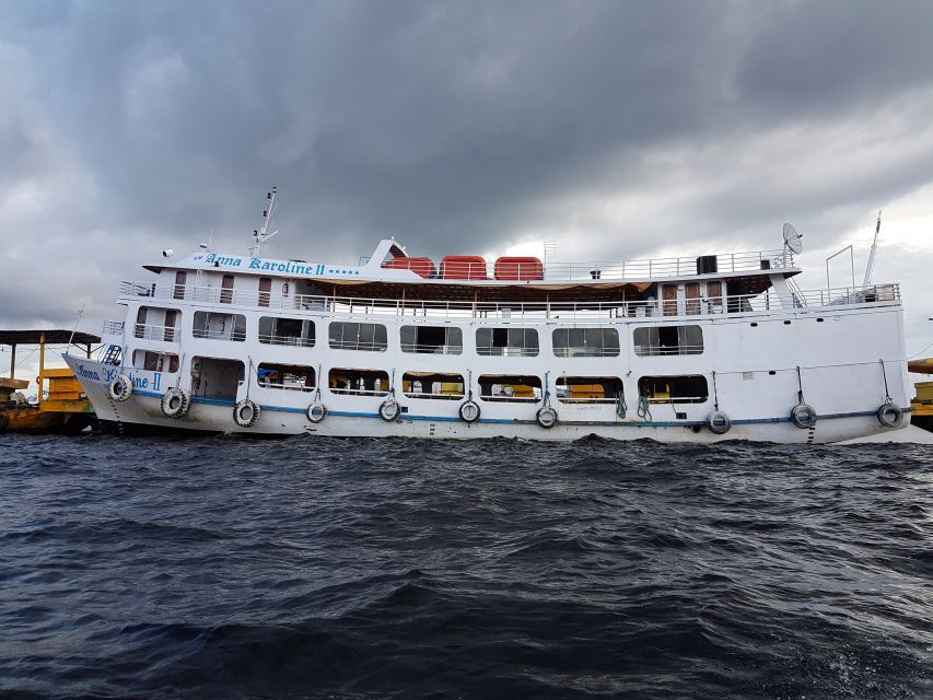 From Manaus: 3 or 4-Day Rio Negro & Anavilhanas River Cruise