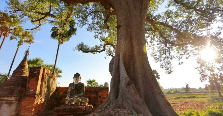 From Mandalay: Full Day Trip to Sagaing, Inwa, Amarapura
