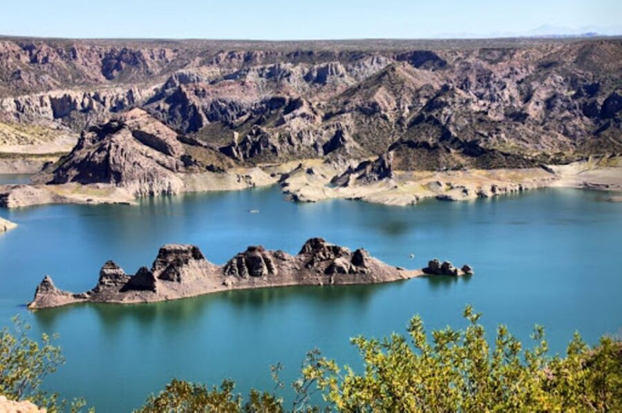 From Mendoza: San Rafael Sightseeing and Atuel Canyon Tour
