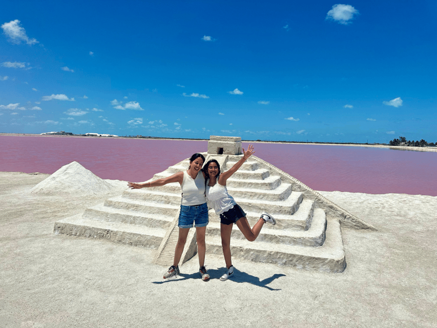 From Merida: Las Coloradas, Rio Lagartos & Beach Tour