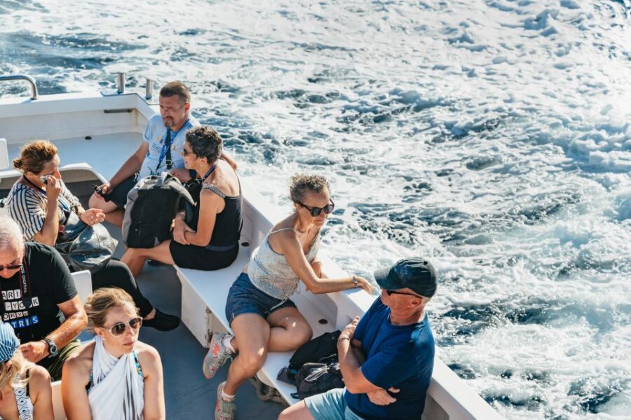 From Naples: Gulf of Naples & Capri Sightseeing Boat Tour