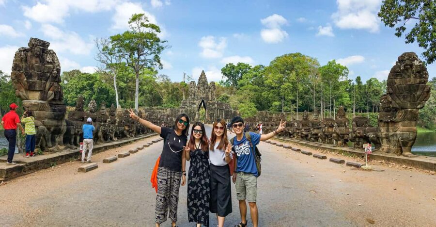 From Phnom Penh: Angkor Wat, Bayon, and Ta Prohm Day Trip