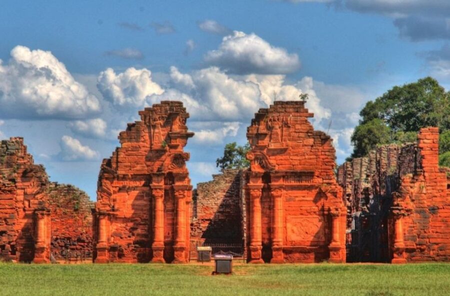From Puerto Iguazu: San Ignacio Ruins and Wanda Mines Tour