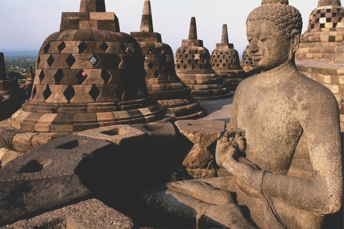 From Semarang Port: Borobudur Temple Private Shore Excursion