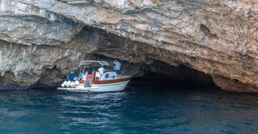 From Sorrento: Capri Island Day Trip With Boat Cruise