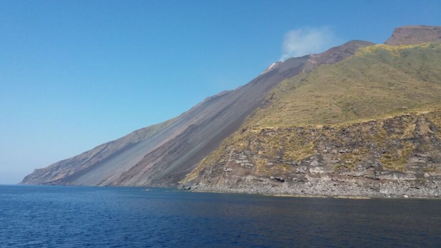 From Taormina: Chic Panarea and Stromboli Day Tour