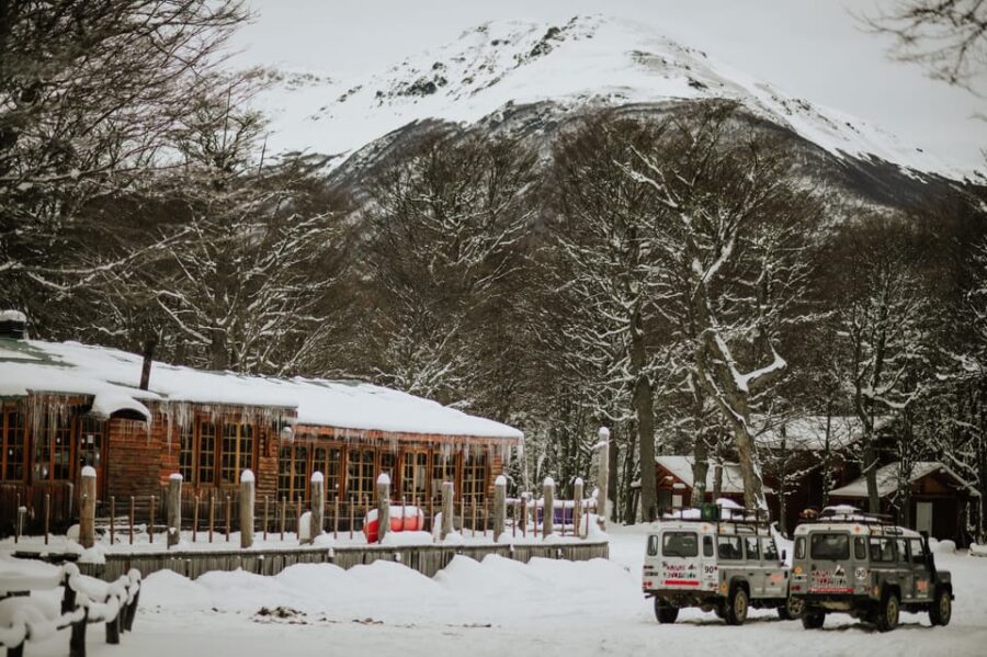From Ushuaia: Escondido and Fagnano Lakes 4WD Winter Woods - Panoramic Stops for Photography