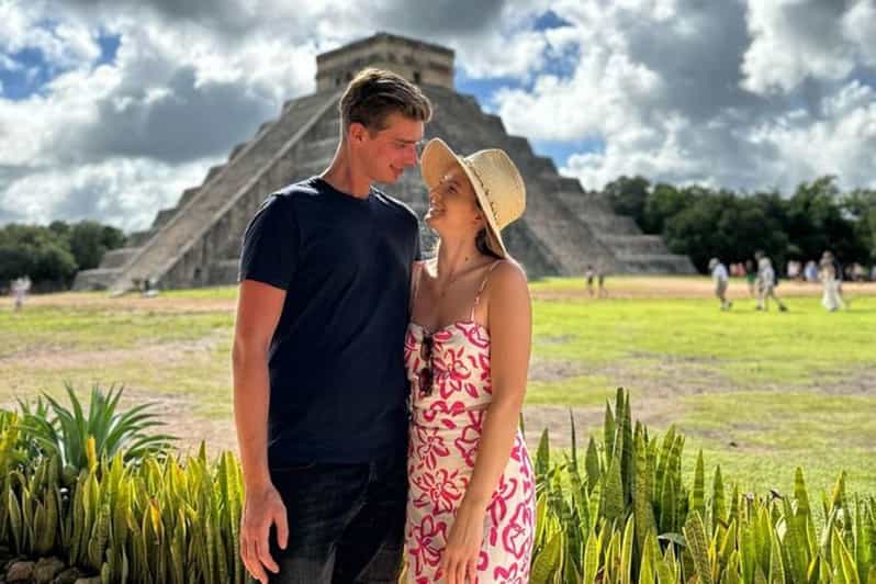 From Valladolid: Chichen Itza and 3 Cenotes Tour