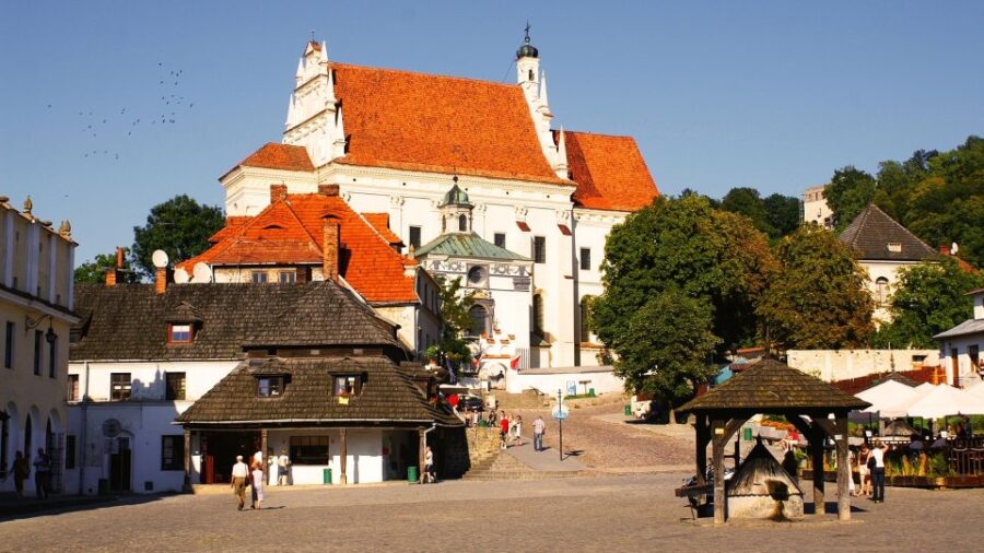 From Warsaw: Kazimierz Dolny Art Town Full-Day Private Tour
