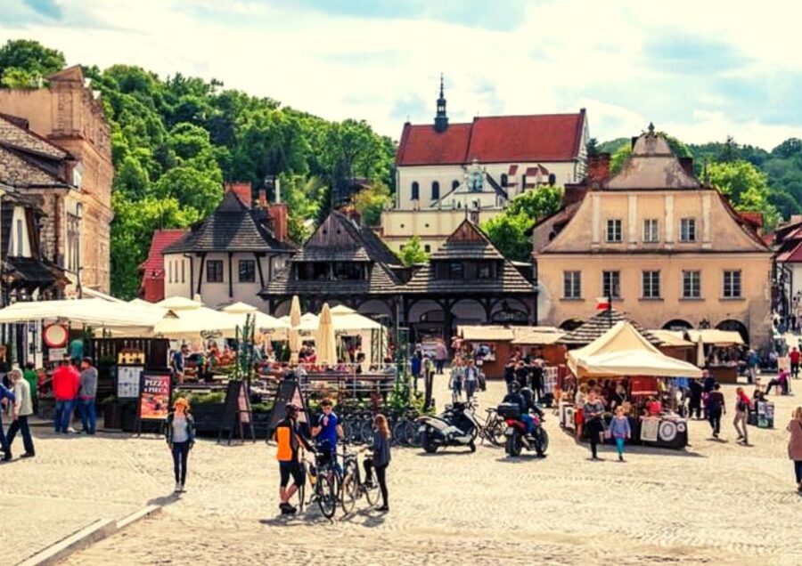 From Warsaw: Kazimierz Dolny Day Tour With Lunch