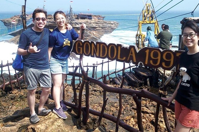 From Yogyakarta: Timang Beach Gondola in 1 Day