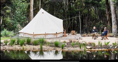 Garden Beds Glamping - Luxurious Tent Accommodation