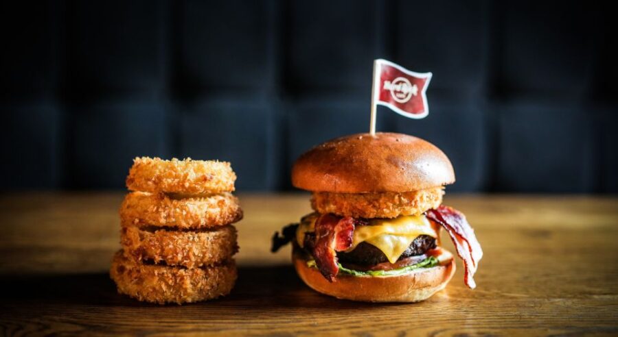 Gdansk: Legendary Burger and Zywiec Beer at Hard Rock Cafe - Experience Overview