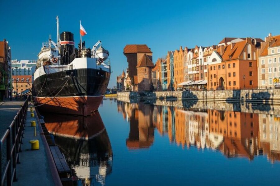 Gdansk: Private Custom Walking Tour With a Local Guide