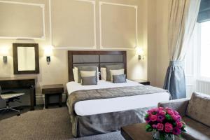 Gem Strathmore Hotel - Hotel Overview