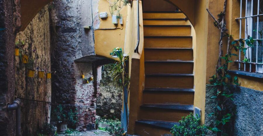 Genoa: Secret Corners Photography Tour and Traditional Snack - Tour Overview