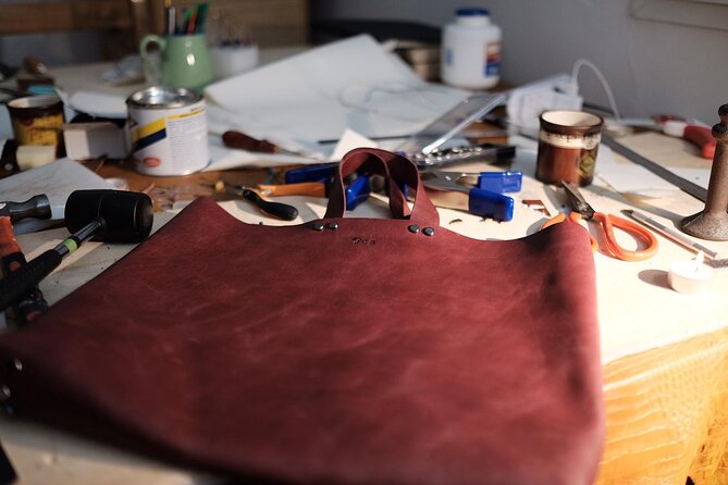 Genuine Leather Tote Bag Workshop in Leiden
