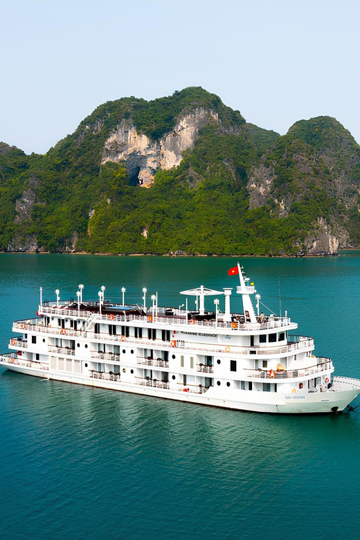 Great Experience With 5 Stars Cruise in Ha Long Bay
