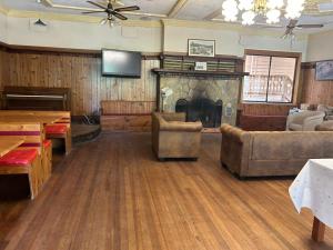 Green Gables Warburton Student Camper Accomodation - Location and Accessibility