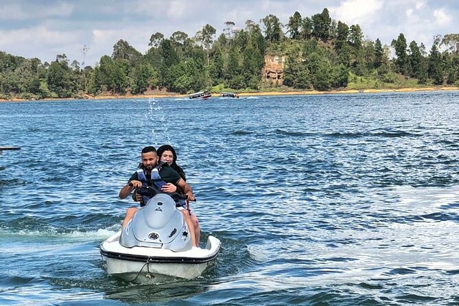 Guatape & Jet-Ski Ride Tour: a Fun Experience in the Water