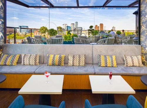 H10 London Waterloo - Location and Accessibility
