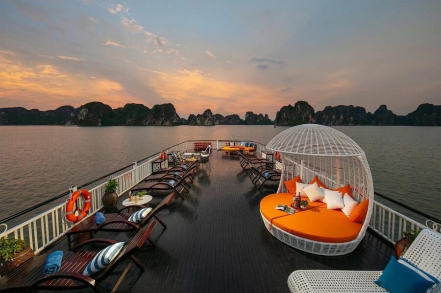 Ha Long Bay 1-Day Seesighting, Kayaking, And Sunset Party - Overview and Pricing