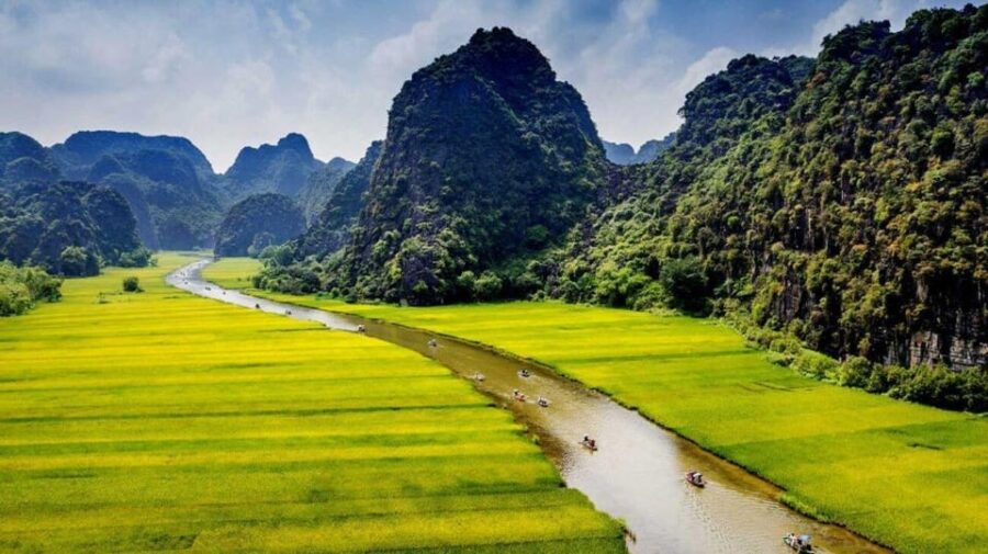Ha Noi: Explore Hoa Lu, Trang An/Tam Coc & Mua Cave Full Day