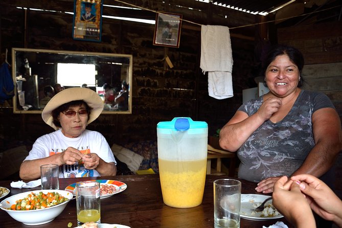 Half-Day Local Communities and Social Tour in Lima - Cementerio De Nueva Esperanza
