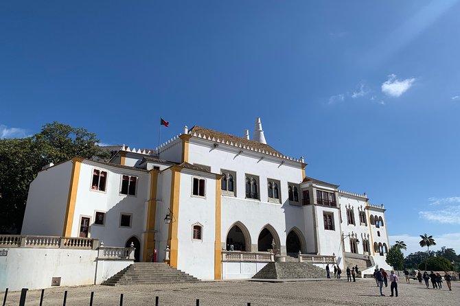 Half Day Park and Pena Palace and Sintra Village Private Tour - Tour Overview