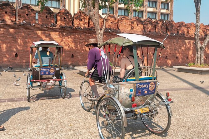 Half Day Private Chiang Mai Trishaw Ride and Mae Ping River Cruise